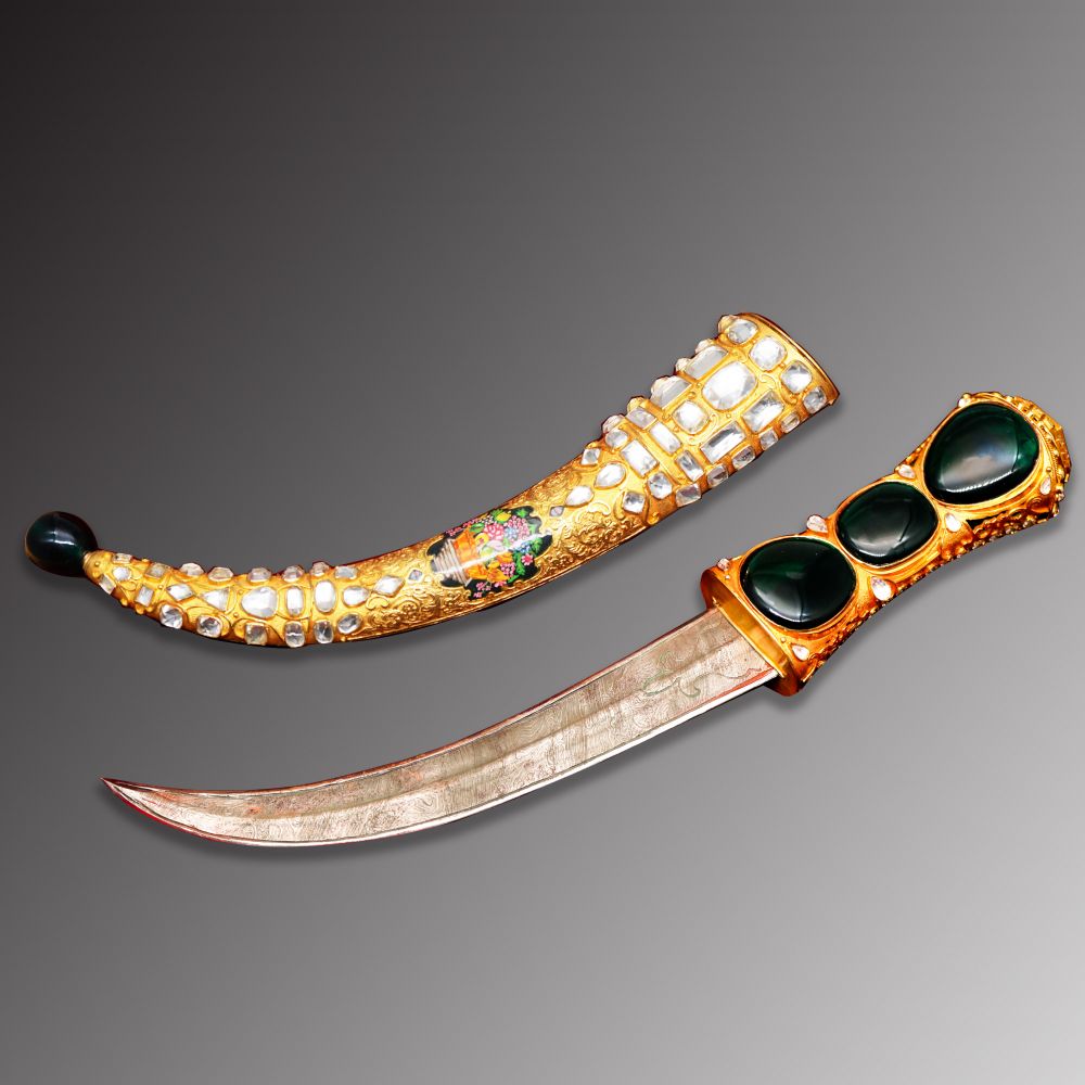 Replica of Topkapi Emerald Dagger - MacauTimepiece Museum